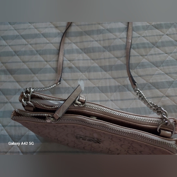 NWOT GUESS Crossbody Bag Handbag Purse Women Monogram Light pink-beige - Picture 9 of 13